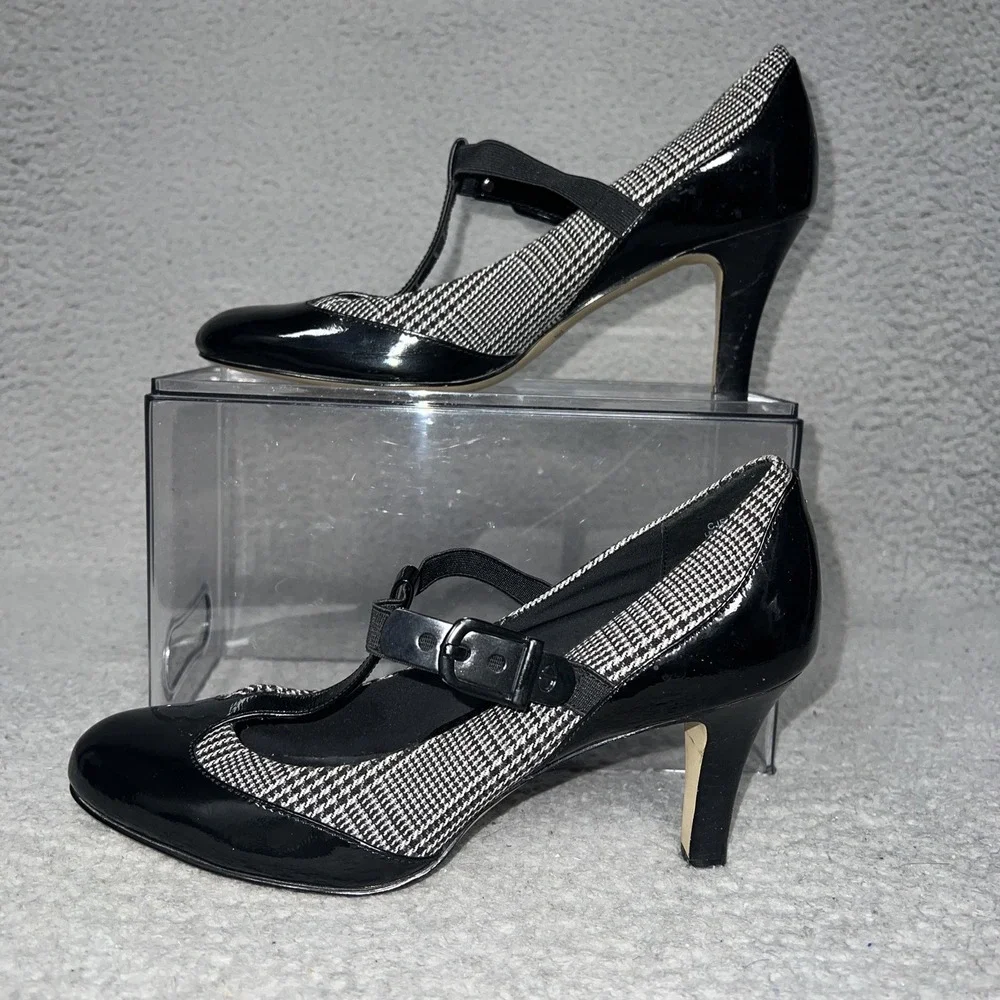 Circa Joan David Heels Women's Sz 8.5 Black‎ Patent Houndstooth T Strap Sandals